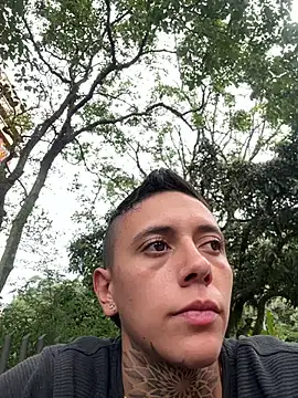  PhillipBrown online show from February 13, 8:55 pm