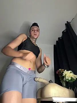  PhillipBrown online show from February 17, 11:50 am