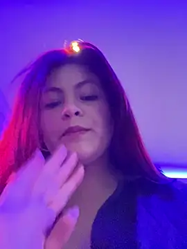 lia moon77 online show from February 24, 8:25 pm