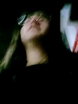 lara moon25 online show from January 6, 11:42 pm