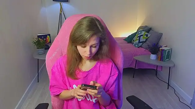 Lill Mary online show from January 14, 2:19 am