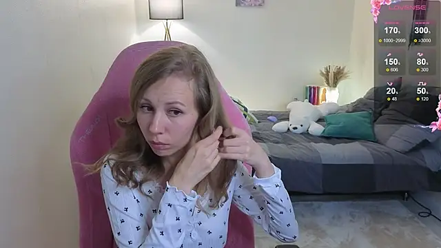 Lill Mary online show from October 8, 2:53 am