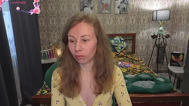 Lill Mary online show from March 14, 1:23 am