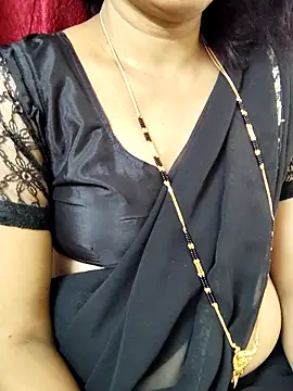 anuradha1432 online show from November 18, 9:25 am