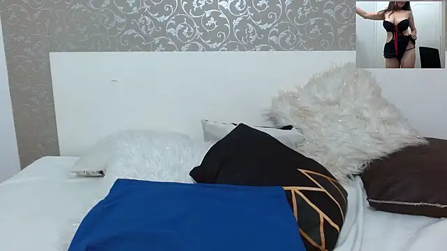 sammanta hott online show from December 22, 9:12 pm