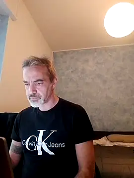 Marcolino183 online show from December 18, 3:22 pm