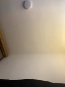 Snapshot of baby_lizy chatting on March 5, 8:27 pm baby lizy online show from March 5, 8:27 pm