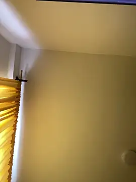 Snapshot of baby_lizy chatting on April 1, 8:39 pm baby lizy online show from April 1, 8:39 pm