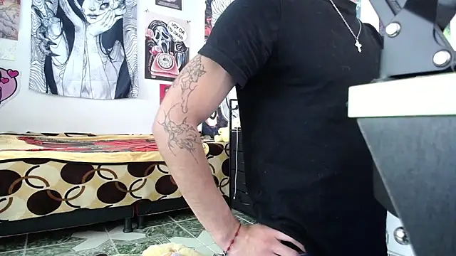 dylan fun18 online show from September 16, 7:48 pm