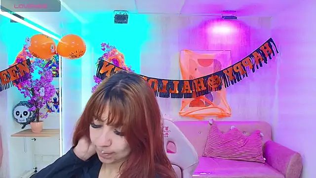 Gabby evanns online show from October 31, 11:55 am