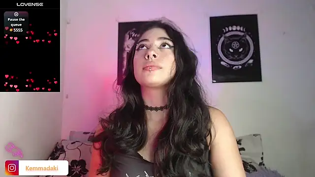 kemmadakii online show from March 5, 7:17 pm