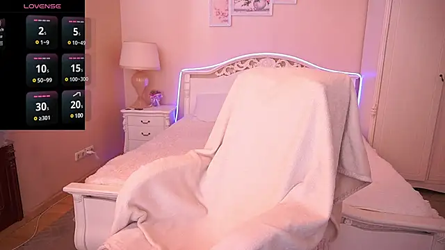 MirandaWong online show from January 29, 11:51 am