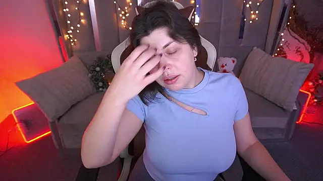 MirandaWong online show from February 8, 6:39 am