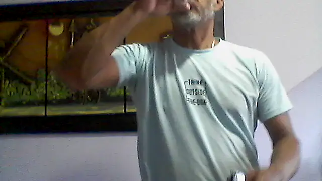 Snapshot of yourprivateproperty chatting on August 2, 10:41 pm yourprivateproperty online show from August 2, 10:41 pm