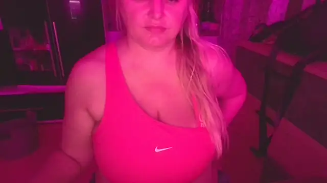 Meliss Official9 online show from September 18, 6:32 pm