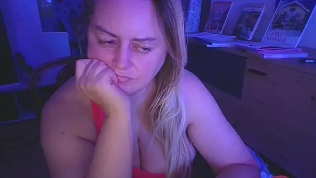 Meliss Official9 online show from November 19, 6:30 pm