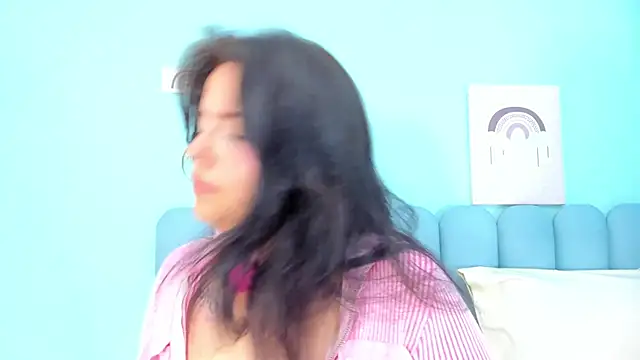 Snapshot of curvy_rousi chatting on February 5, 2:26 pm curvy rousi online show from February 5, 2:26 pm
