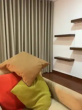 Alice Biel online show from January 7, 12:45 am