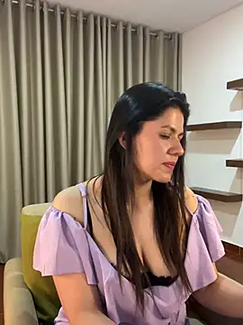 Alice Biel online show from January 10, 1:21 am