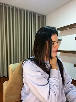 Alice Biel online show from January 30, 11:11 am