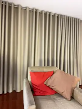 Snapshot of Alice_Biel chatting on June 18, 1:17 am Alice Biel online show from June 18, 1:17 am