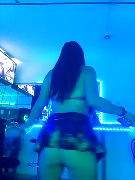 Snapshot of bbferlinaa chatting on February 13, 5:53 pm bbferlinaa online show from February 13, 5:53 pm