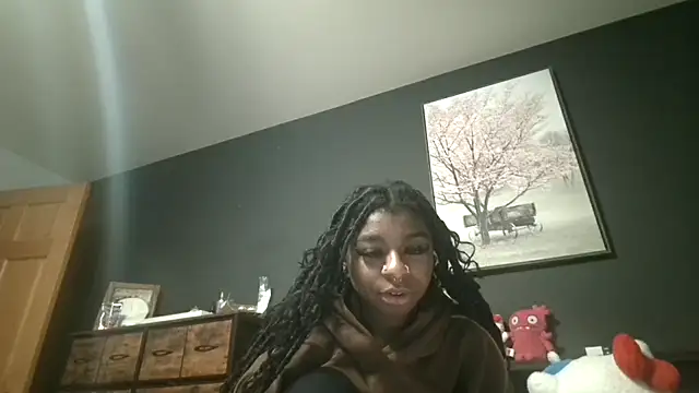 Snapshot of Harmonyxlover chatting on December 19, 10:39 pm Harmonyxlover online show from December 19, 10:39 pm