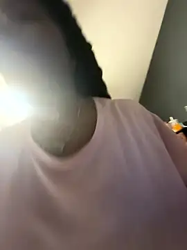 Snapshot of Harmonyxlover chatting on January 12, 2:33 pm Harmonyxlover online show from January 12, 2:33 pm