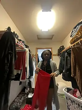 Snapshot of Harmonyxlover chatting on February 12, 4:46 pm Harmonyxlover online show from February 12, 4:46 pm