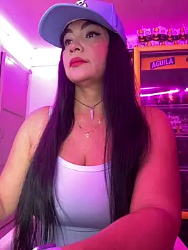 Hot beauty   online show from March 18, 2:37 am