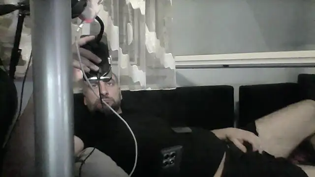 Snapshot of NewyorkDimi chatting on July 16, 2:28 am NewyorkDimi online show from July 16, 2:28 am