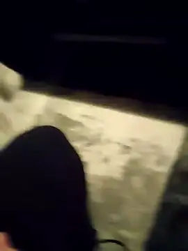 Snapshot of Warumnicht1980 chatting on March 21, 12:18 am Warumnicht1980 online show from March 21, 12:18 am