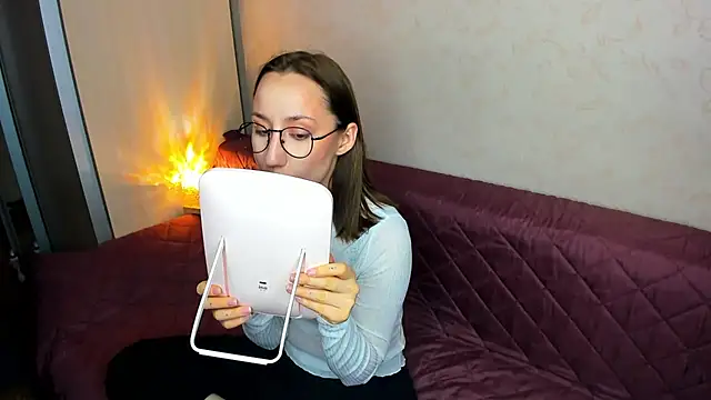 MelodyOfLovee online show from March 24, 10:26 pm