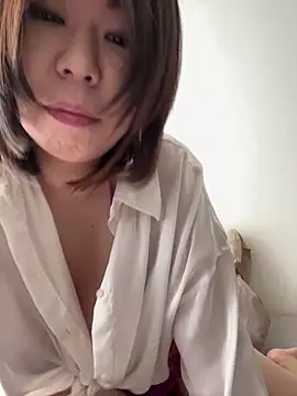 Yukimi- online show from December 11, 4:28 am