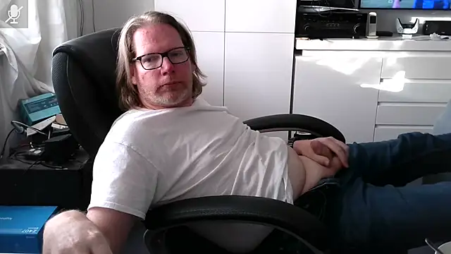 VSteph online show from May 8, 5:40 pm