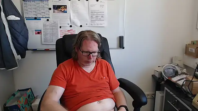 VSteph online show from June 19, 1:37 pm