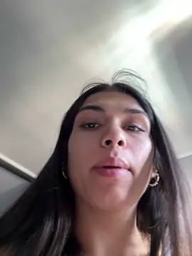 Snapshot of sc4ry_girl1 chatting on January 2, 4:46 pm sc4ry girl1 online show from January 2, 4:46 pm