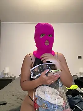 Snapshot of sc4ry_girl1 chatting on January 23, 2:44 am sc4ry girl1 online show from January 23, 2:44 am