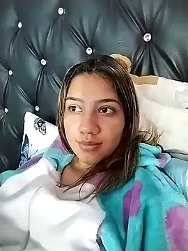 Snapshot of nina_carther chatting on December 17, 3:06 pm nina carther online show from December 17, 3:06 pm
