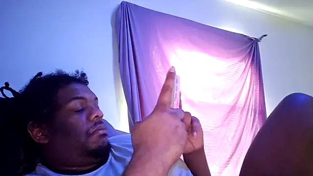 Snapshot of I_Am_KingK chatting on February 17, 9:30 pm I Am KingK online show from February 17, 9:30 pm