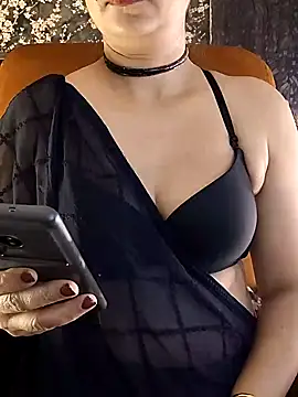 fabdemira online show from February 1, 10:02 pm