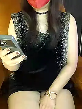 fabdemira online show from February 5, 10:33 pm