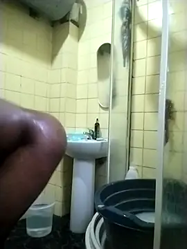 Snapshot of Polygamist chatting on February 18, 5:47 am Polygamist online show from February 18, 5:47 am