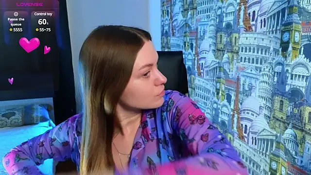 Lovella Lips online show from February 24, 11:32 am