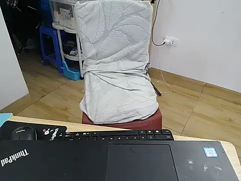 Snapshot of Asian_girl19 chatting on November 28, 3:09 am Asian girl19 online show from November 28, 3:09 am