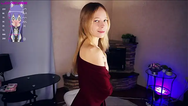 Snapshot of LynetBurby chatting on December 25, 10:27 pm LynetBurby online show from December 25, 10:27 pm