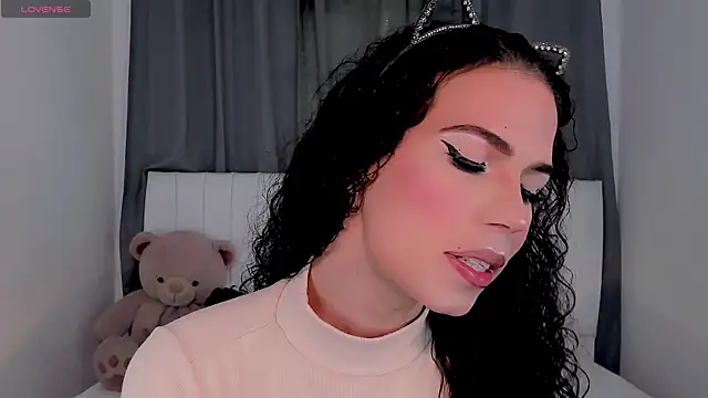 gatitavenecis online show from September 15, 12:05 pm