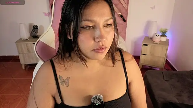 Snapshot of Diosa-afrodita chatting on May 21, 8:05 pm Diosa-afrodita online show from May 21, 8:05 pm