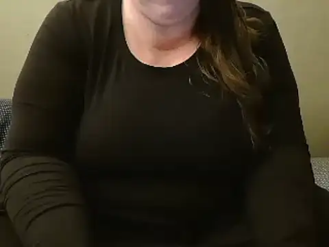 Snapshot of MarthaBriest chatting on January 11, 5:52 am MarthaBriest online show from January 11, 5:52 am