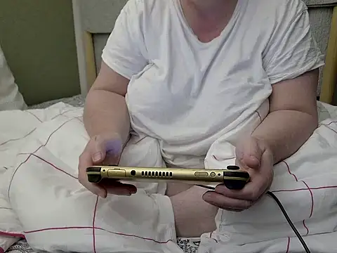 MarthaBriest online show from November 14, 3:49 am